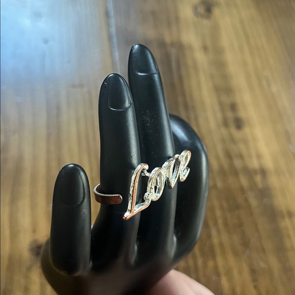 Chunky Silver Tone LOVE Statement Ring Women Statement Jewelry - Picture 3 of 4